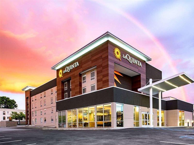 La Quinta Inn & Suites By Wyndham Spokane Downtown Екстер'єр фото
