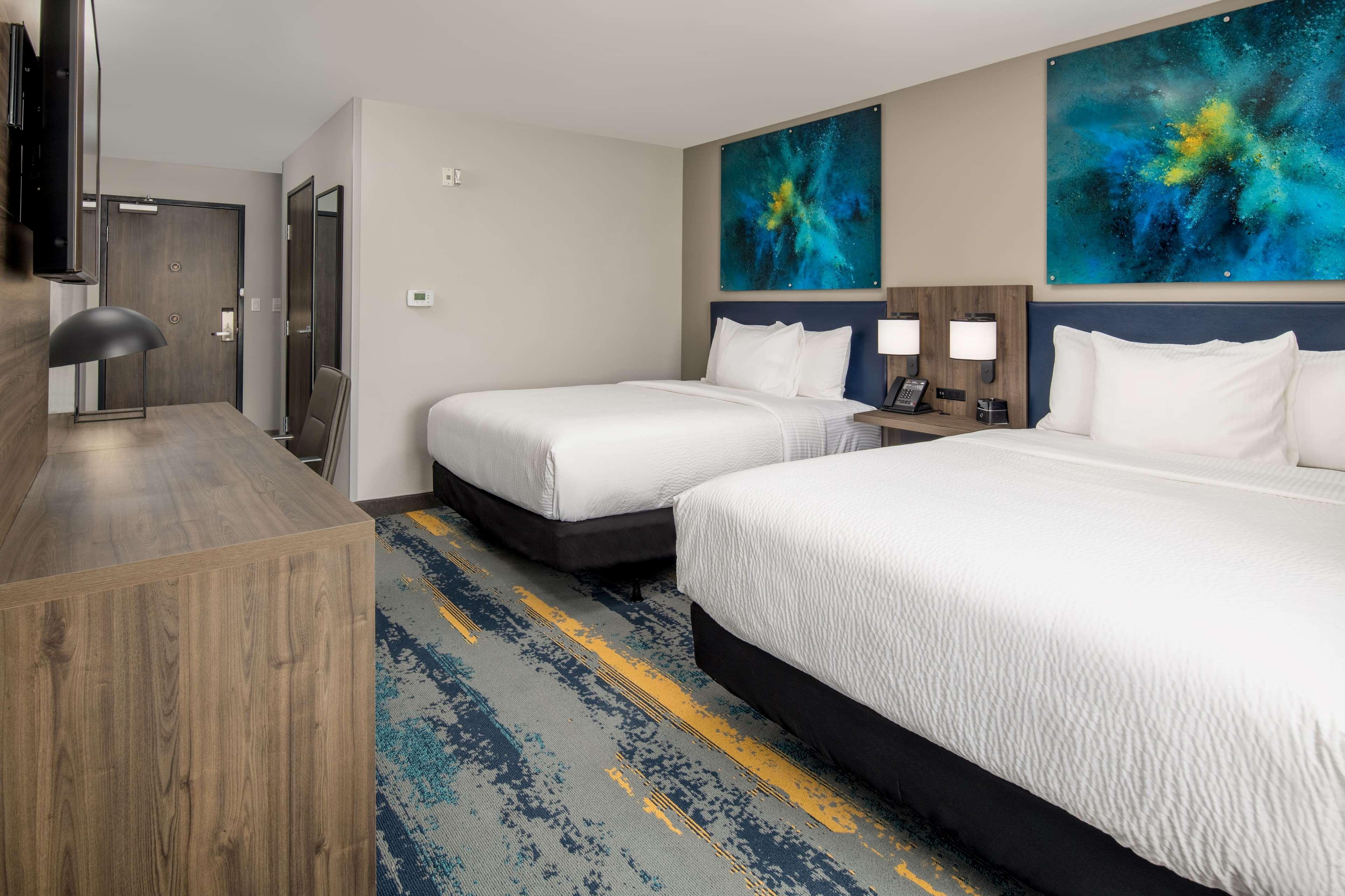 La Quinta Inn & Suites By Wyndham Spokane Downtown Екстер'єр фото