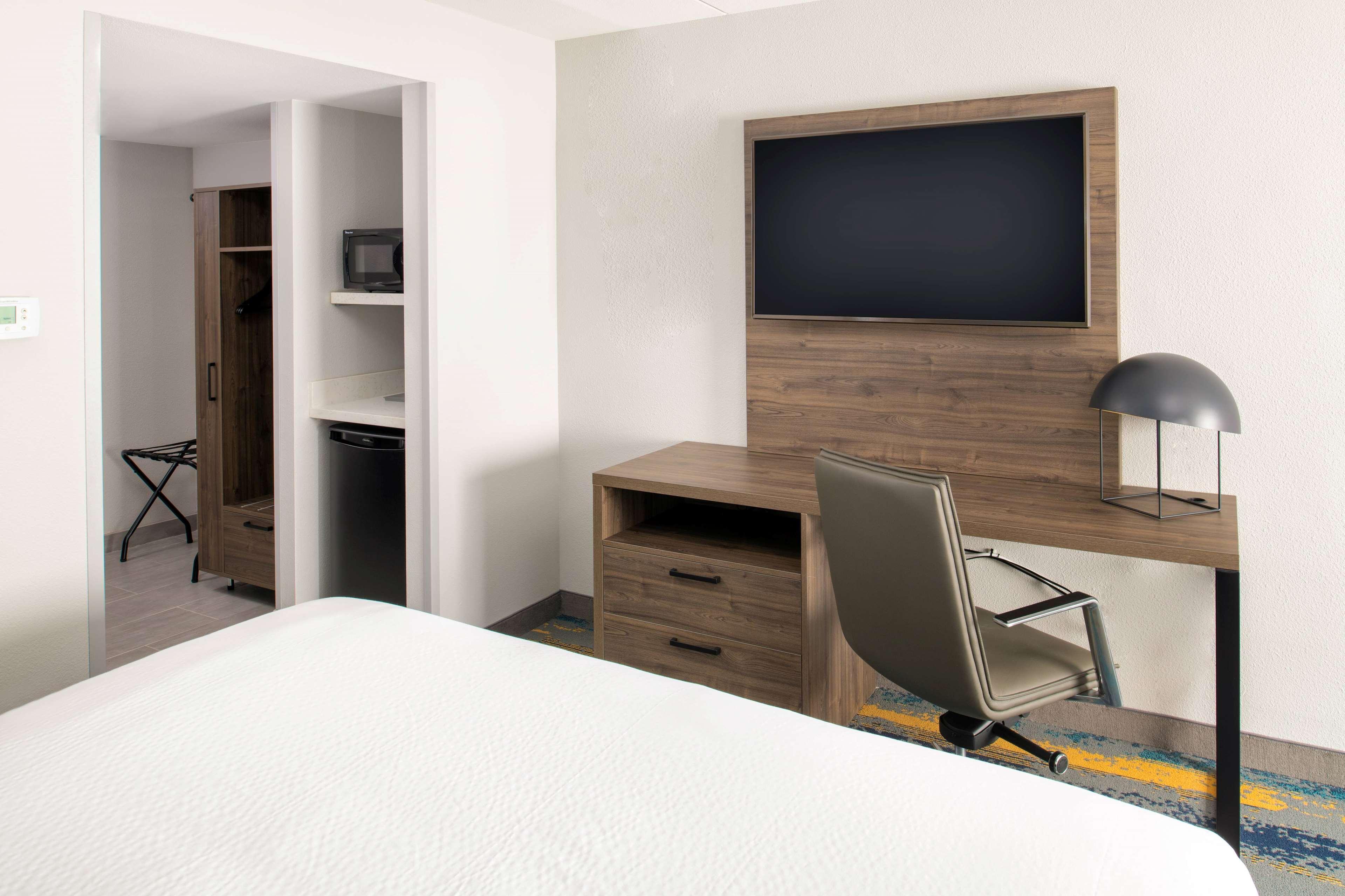 La Quinta Inn & Suites By Wyndham Spokane Downtown Екстер'єр фото