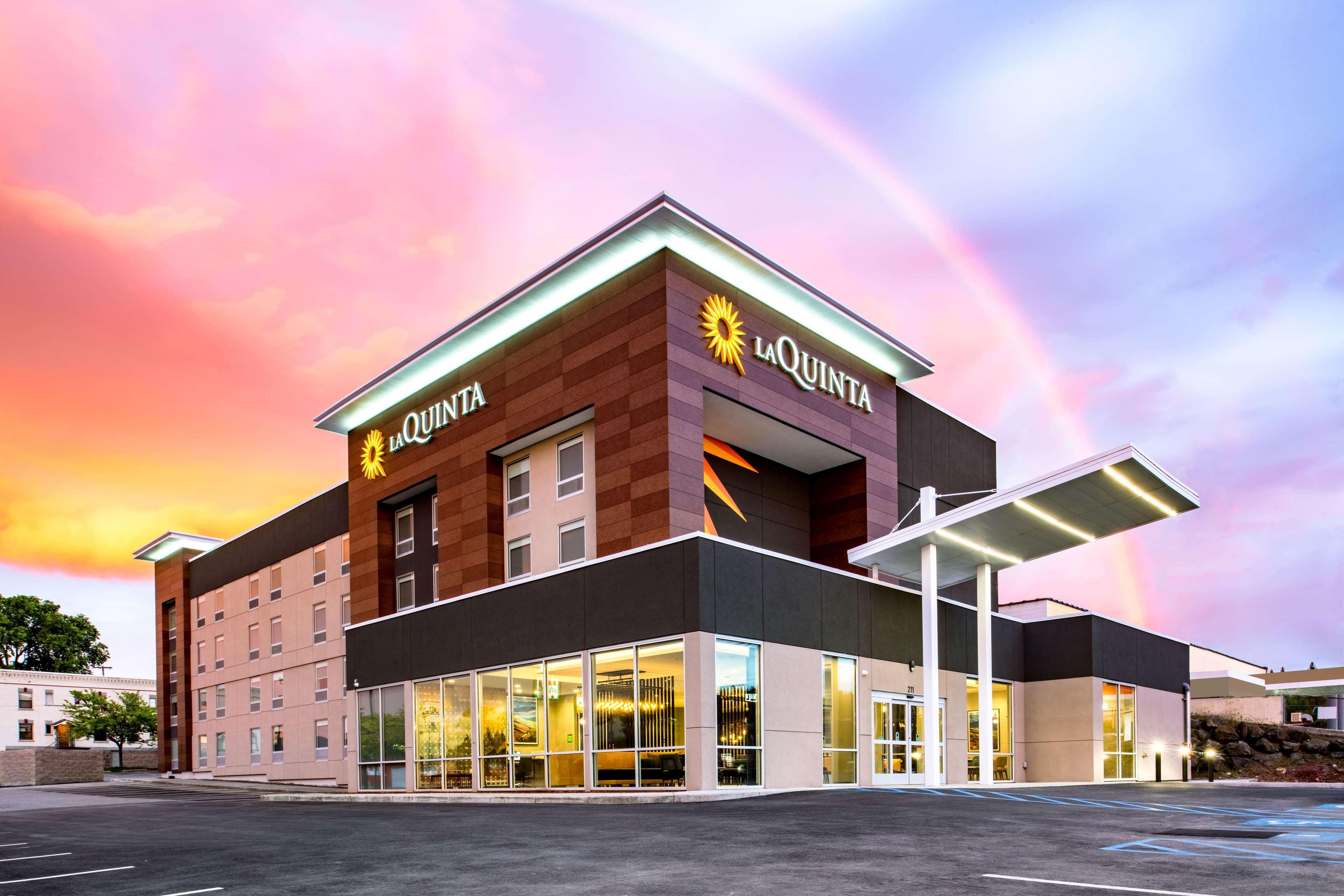 La Quinta Inn & Suites By Wyndham Spokane Downtown Екстер'єр фото